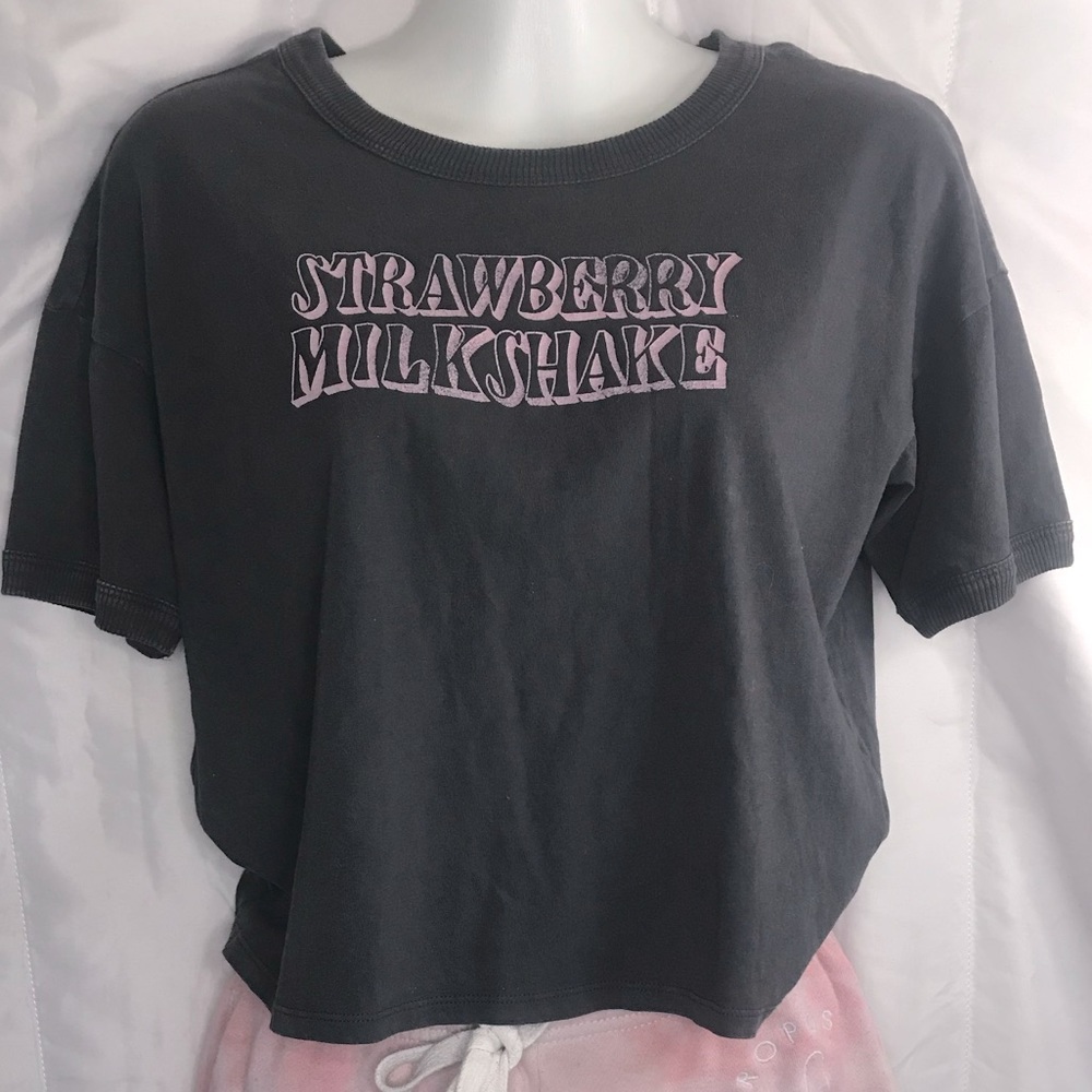 American Eagle Strawberry Milkshake tee summer top